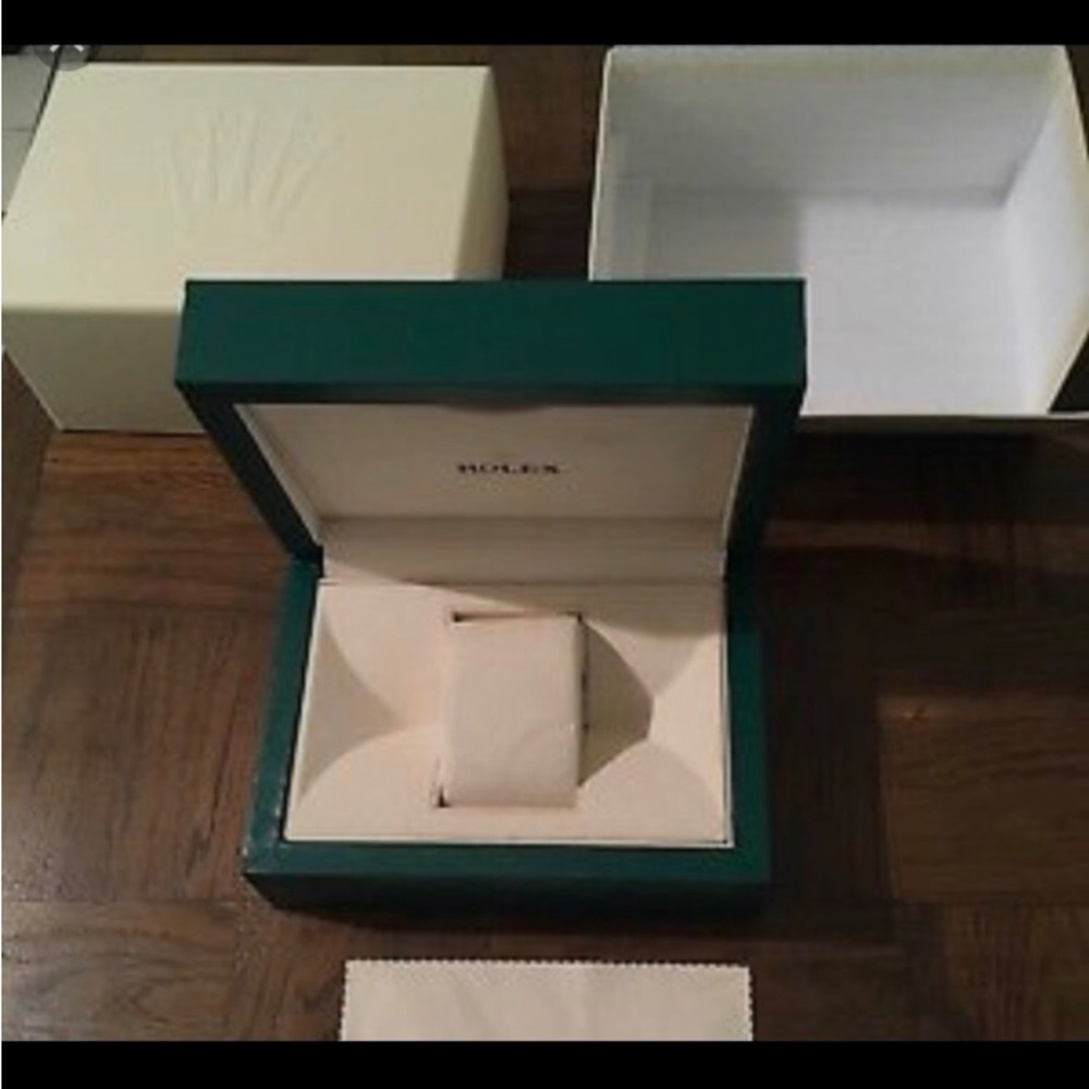 Authentic Rolex Box - Picture 2 of 6